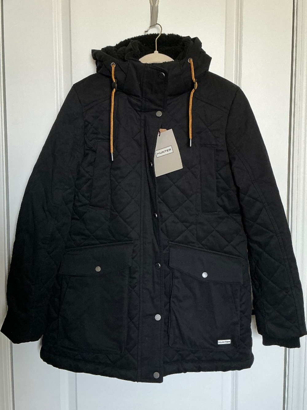 NWT Women’s Hunter Insulated Sherpa Lined Coat, Black, Medium